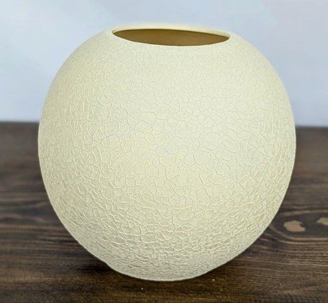 Ваза Nana Ceramics Шар шелк Бежевая 16 см 2467127205 фото